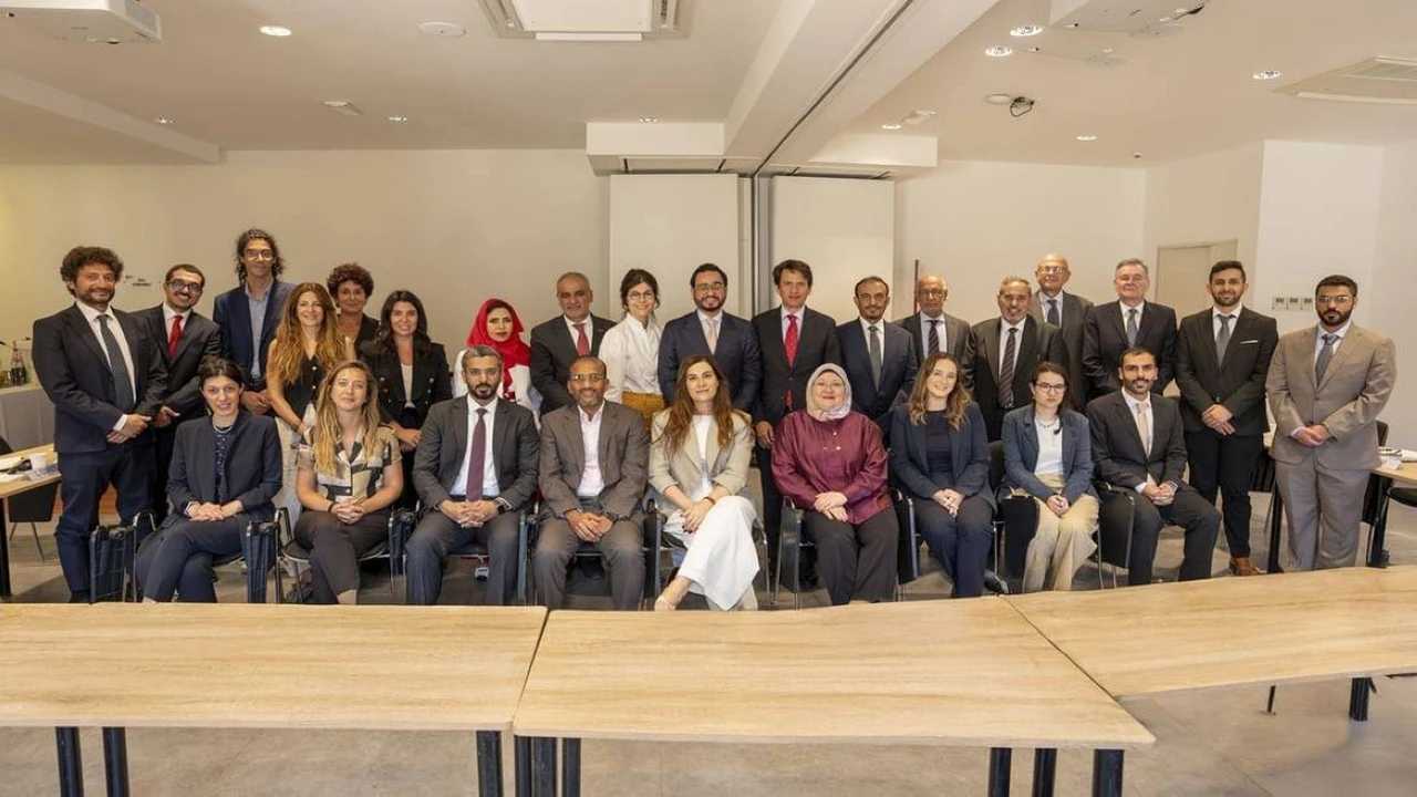 أكاديمية أنور قرقاش تطرح “الحوارات الإستراتيجية” الجديد لدعم الدبلوماسية